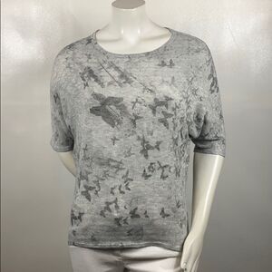 Signatures Style Butterfly Knit Top size: M